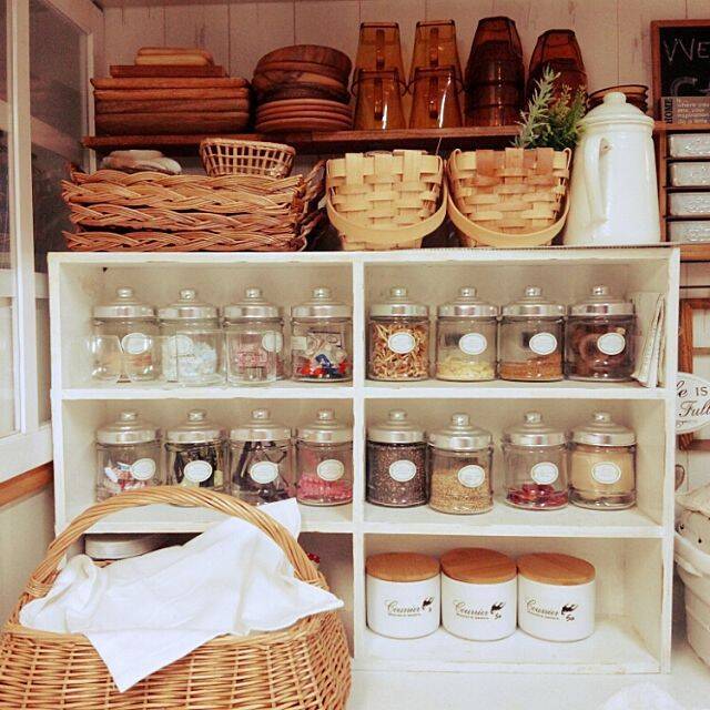 何を入れるか迷っちゃう！食卓を彩るキャニスター