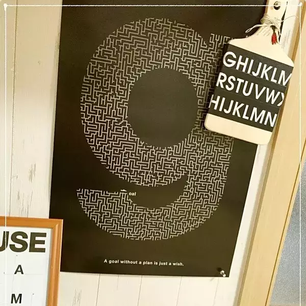 「全部100均アイテム☆カフェ風リビングの作り方」の画像