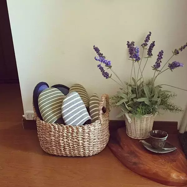 「玄関収納の悩みはコレで解決！無印良品とニトリのグッズ」の画像