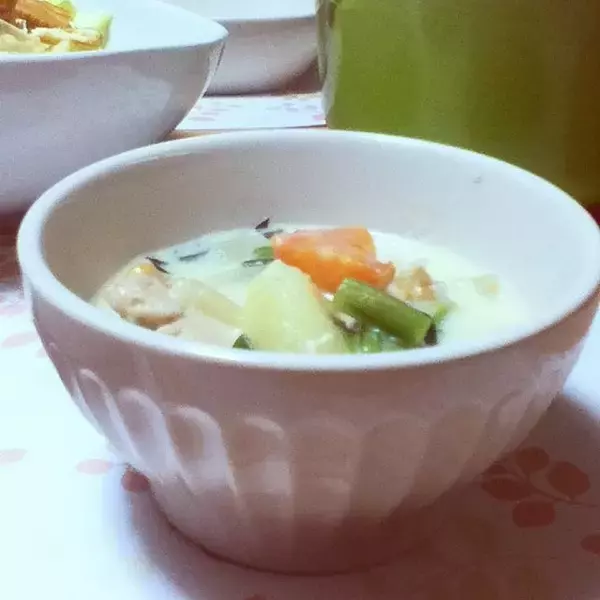 「元気な朝に♪テーブルコーディネートに使える100均食器」の画像