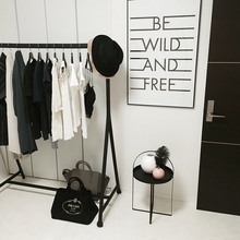 シンプル&モダンな北欧家具IKEAの人気のハンガーラック