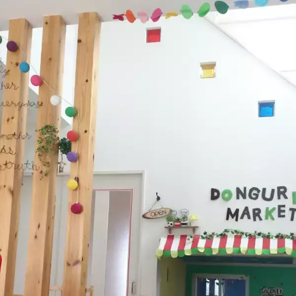 「透明感が魅力！インテリアとしてガラスを取り入れたお部屋10選」の画像