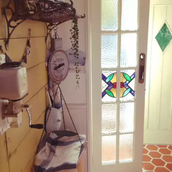 「透明感が魅力！インテリアとしてガラスを取り入れたお部屋10選」の画像