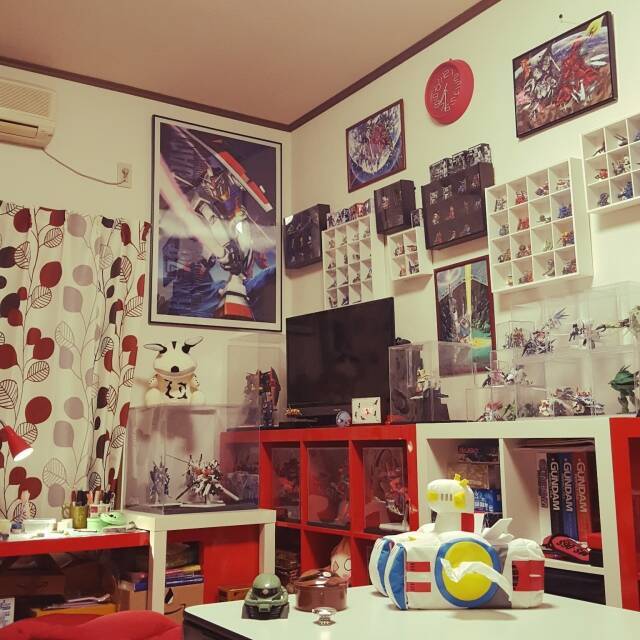 みんな見て♡大好きを集めたコレクションディスプレイ