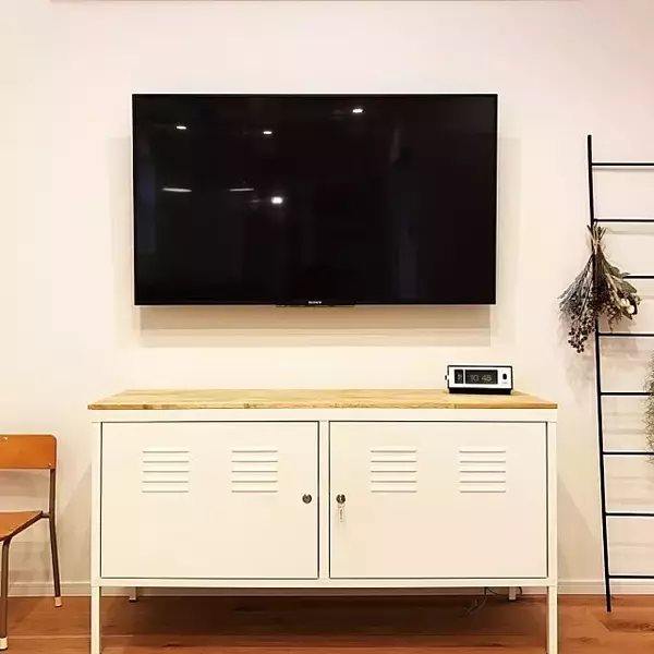 「生活感を隠してスタイリッシュに！IKEAのキャビネット」の画像