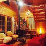 「自然素材が落ち着く♡ログハウスで叶える夢のスローライフ」の画像3