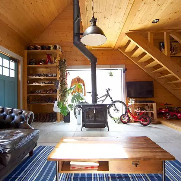 「自然素材が落ち着く♡ログハウスで叶える夢のスローライフ」の画像