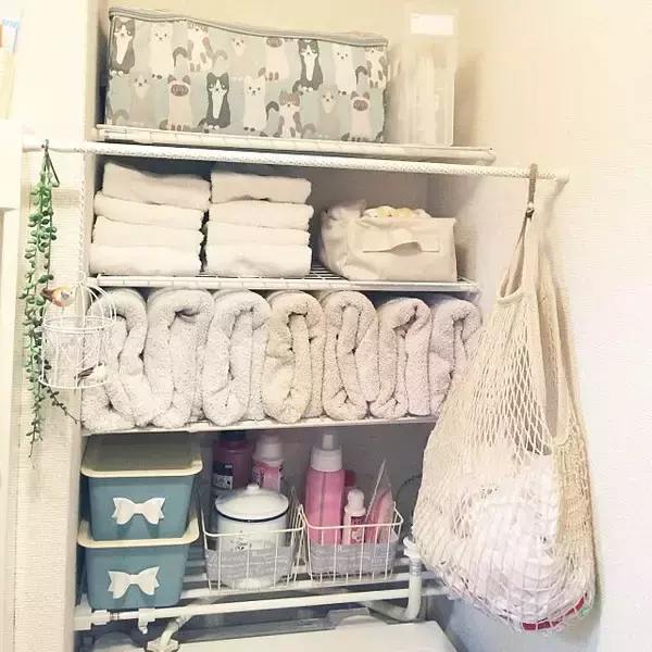 「手作り棚が大活躍！オリジナルの収納棚はDIYで実現する」の画像