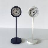 「物語の一場面みたい！無印良品の公園の時計と駅の時計」の画像2