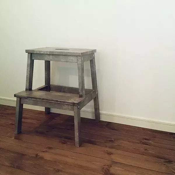 「こんな使い方があった！IKEAのステップスツール　BEKVÄM」の画像