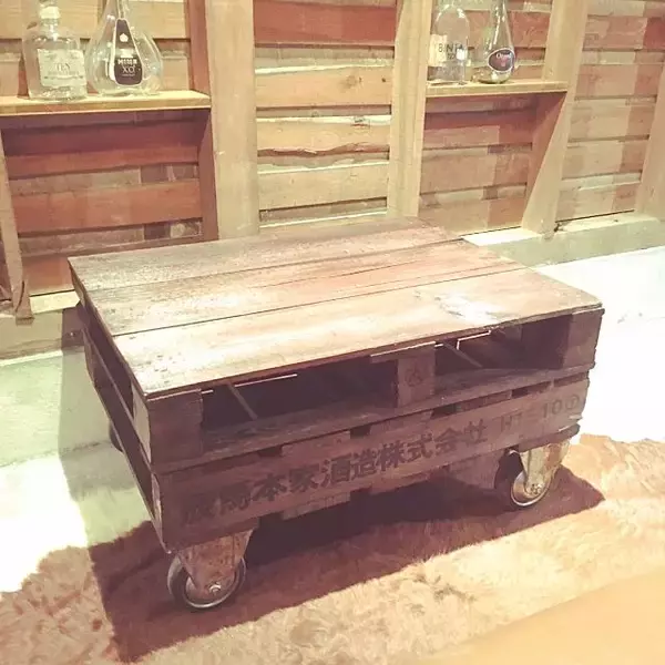 「何もかも自分仕様♪DIYで作るテーブル・スツール10の実例」の画像