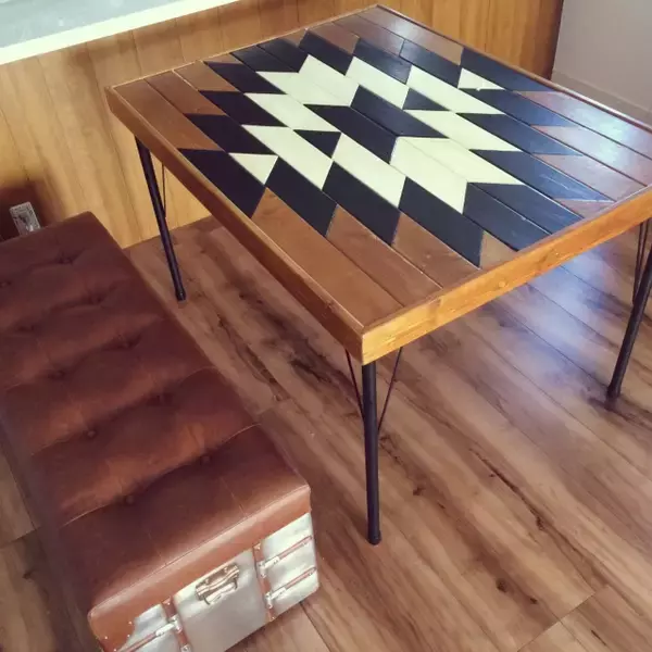 何もかも自分仕様♪DIYで作るテーブル・スツール10の実例