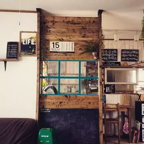 「DIYの基本！ディアウォールの活用アイディアが進化してる」の画像