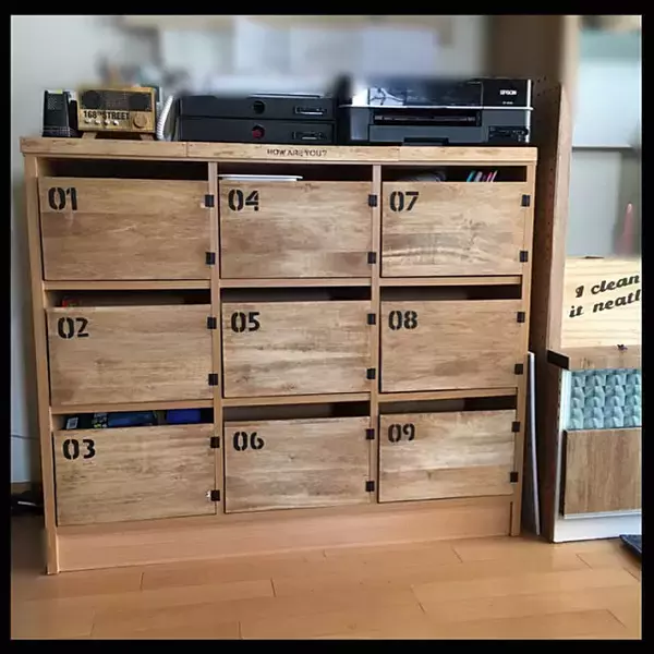 「個性が光る！場所別にいろいろなオリジナル扉をDIYしよう」の画像