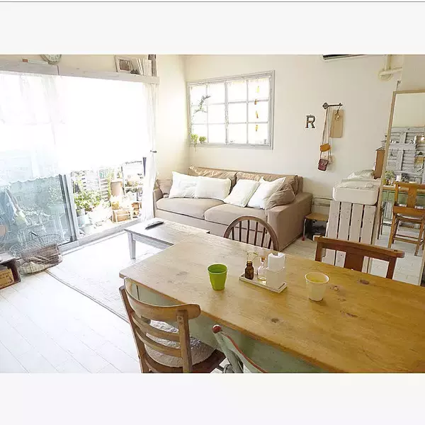 「自然と家族が集まる♡ゆとりあるリビングで充実した時間を」の画像