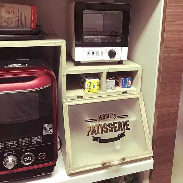 「DIYならちょうどよく☆まわりもすっきりと片付くレンジ台」の画像