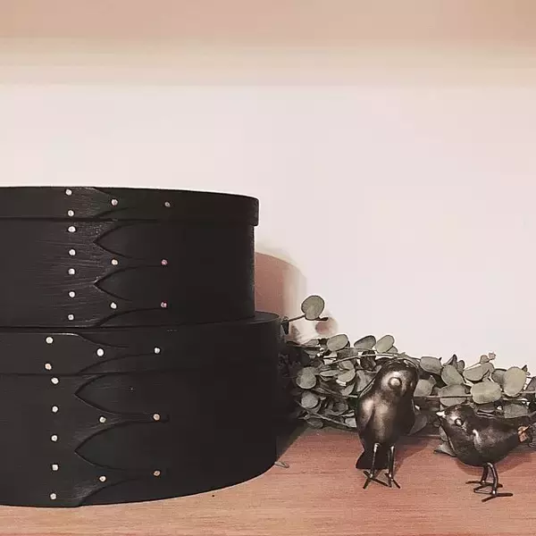 「シンプルな美しさと収納力♪シェーカーボックスの使い方」の画像