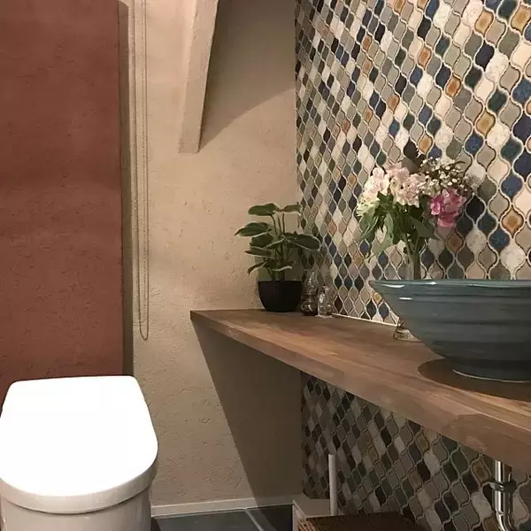 「無条件にリラックスできる色♪アースカラーの取り入れ方」の画像