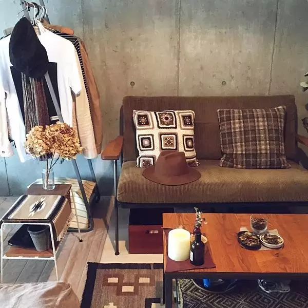 「無条件にリラックスできる色♪アースカラーの取り入れ方」の画像