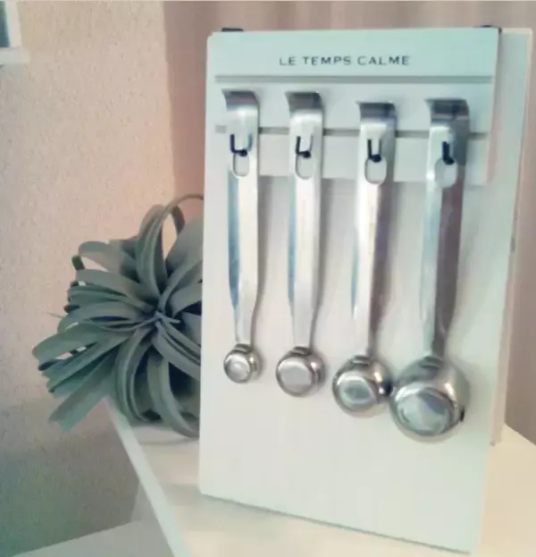 「「ネジ止めすぐ完成♪飾れる！使える！計量スプーン収納フック」 by heart.emiemi57.whiteさん」の画像