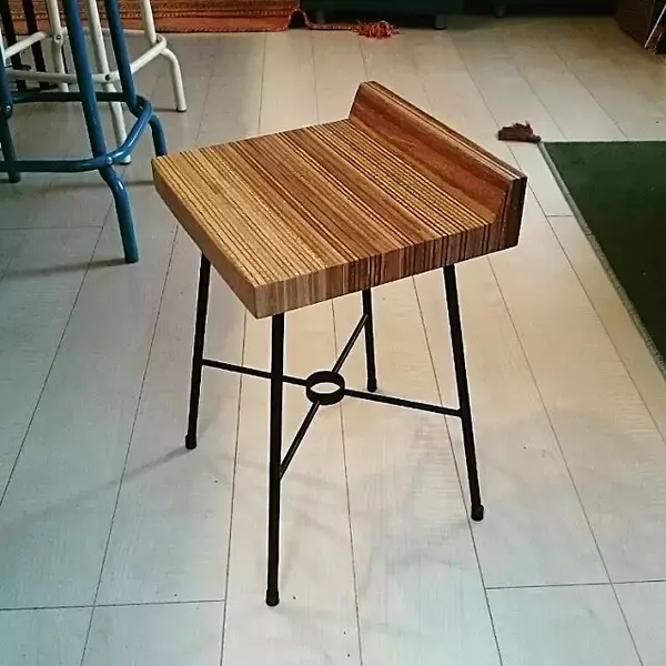 「ぬくもりが伝わる☆DIYで世界に一つだけの椅子作り」の画像