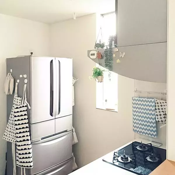 「決定版！本当に買ってよかった100均リピ買いアイテム12選」の画像