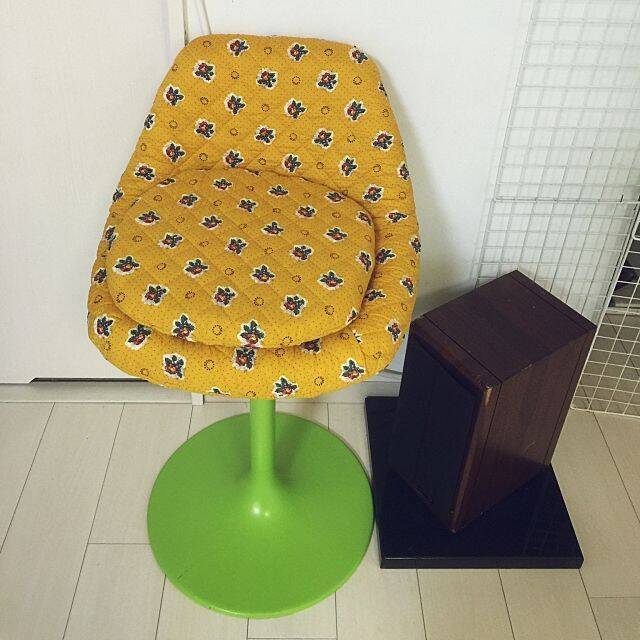 古い椅子が見違えるように新しく！椅子の張り替えDIY