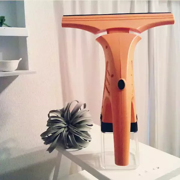 「毎年やってくる冬の悩み！窓の結露はアイデアで楽しく防ぐ」の画像