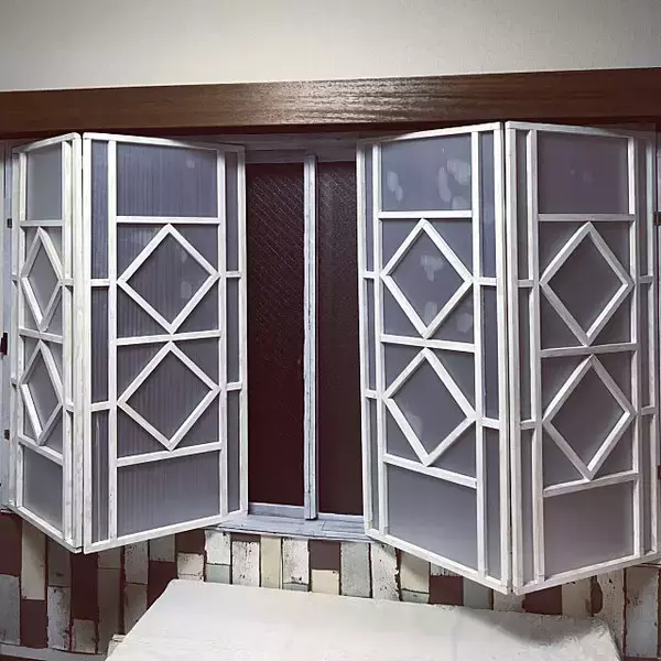 「毎年やってくる冬の悩み！窓の結露はアイデアで楽しく防ぐ」の画像