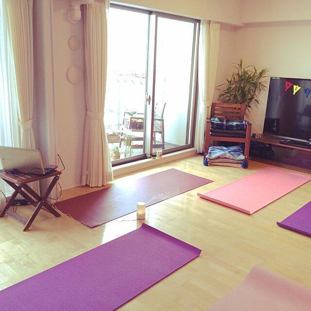 自宅でリラックス空間♪即実践したいヨガスペースの作り方