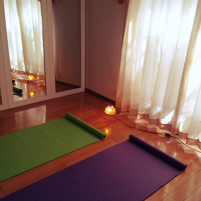 自宅でリラックス空間♪即実践したいヨガスペースの作り方