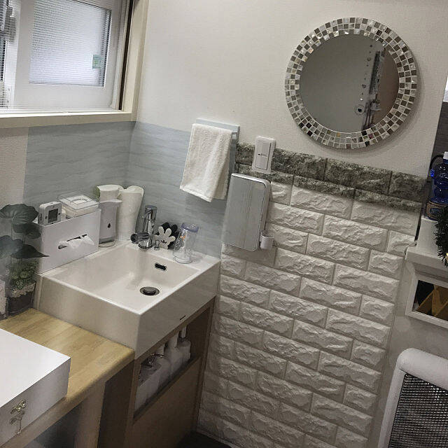 ニトリのウォールミラーで作る！見せる部屋作り