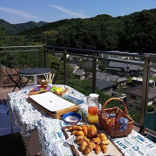 華やかな食卓♡100均アイテムでテーブルコーディネート