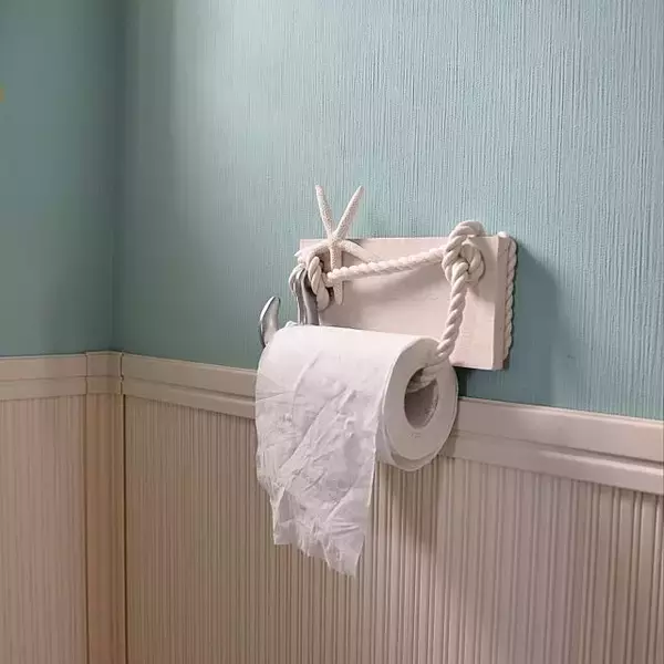 「カフェの雰囲気に変身♪トイレットペーパーホルダーDIY」の画像