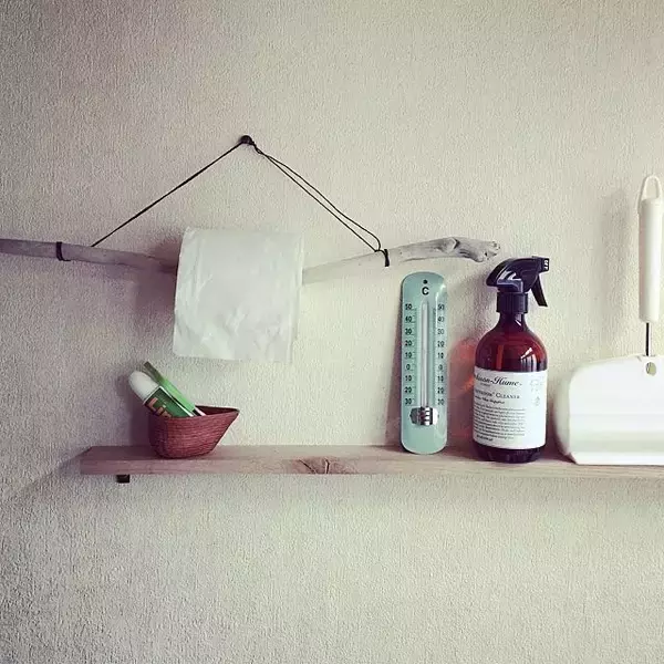 「カフェの雰囲気に変身♪トイレットペーパーホルダーDIY」の画像