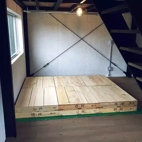 「DIYでこんなにできちゃう！あっと驚く夢の手作りベッド」の画像