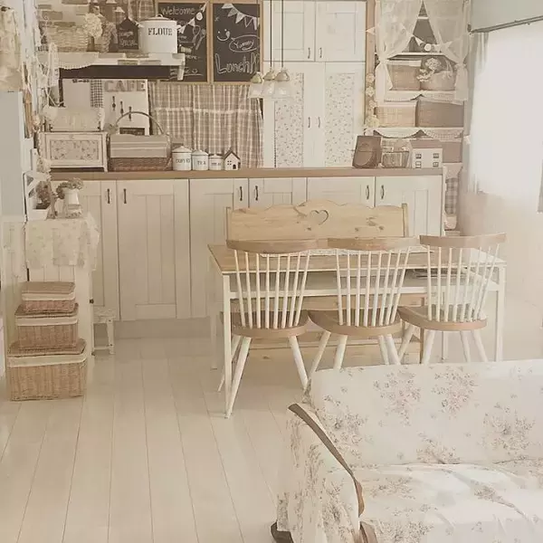 「憧れの甘めシックなインテリア♡フレンチカントリー実例集」の画像
