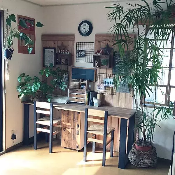 「自分だけの椅子に♪ぬくもり感じる木のDIYチェアを作ろう」の画像