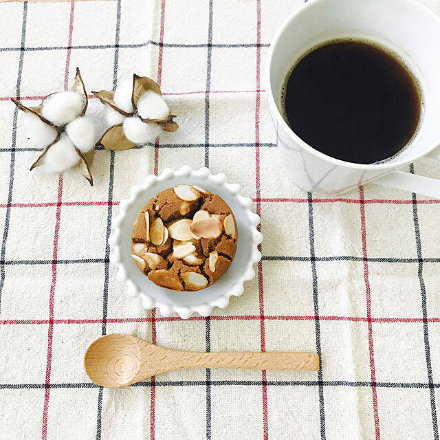 見ているだけで幸せな気分になれる♪セリアの小皿&豆皿
