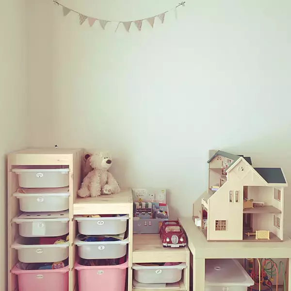 「色を楽しむ♪カラフル×ウッドで作る北欧インテリア実例集」の画像