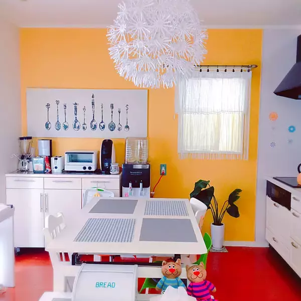 「色を楽しむ♪カラフル×ウッドで作る北欧インテリア実例集」の画像