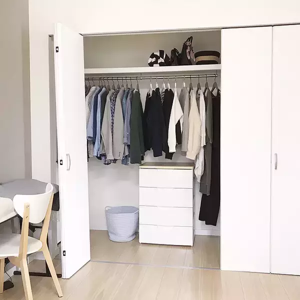 「「ショップのように洋服を楽しむ。IKEAハンガーで丁寧な暮らし」 by forさん」の画像