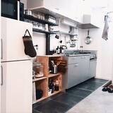 「キッチン収納にも活躍！みんなの木箱DIYが暮らしを支える」の画像2