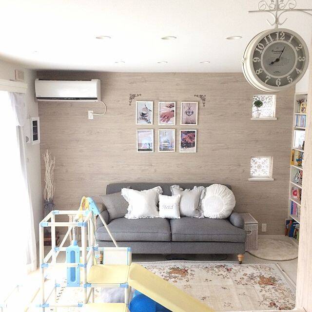 私好みでコーディネート♡グレーインテリアで作るリビング