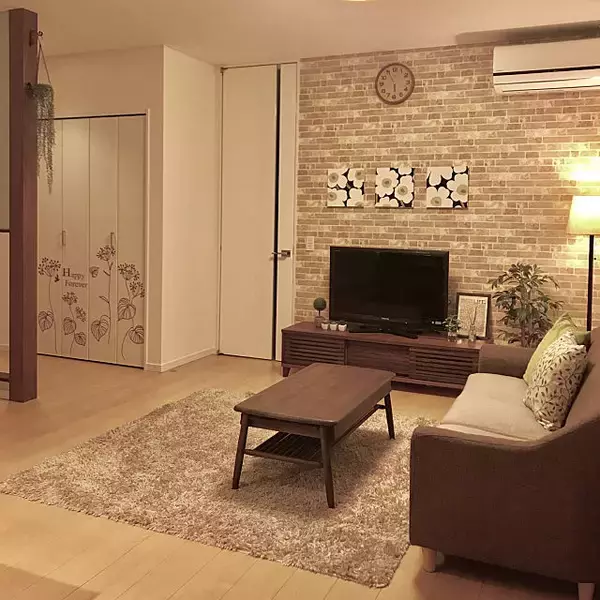 「北欧インテリアにマッチ！マリメッコのファブリックパネル」の画像