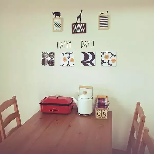 「北欧インテリアにマッチ！マリメッコのファブリックパネル」の画像