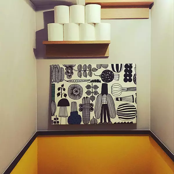 「北欧インテリアにマッチ！マリメッコのファブリックパネル」の画像