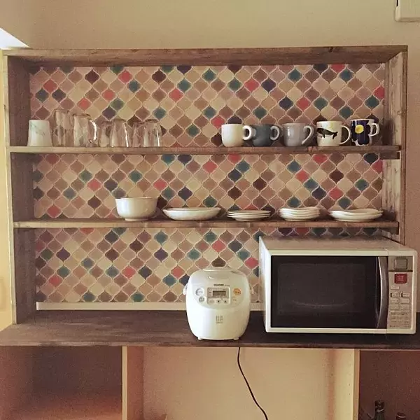 「Let's壁紙DIY！ボタニカル柄・花柄・モロッカン柄特集」の画像