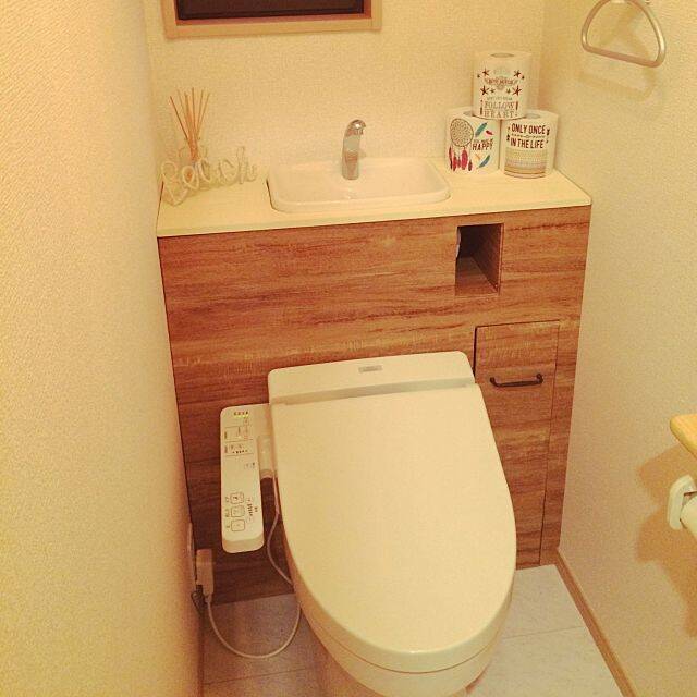 今日からトイレが自慢の空間になる！タンクレスDIY実例集