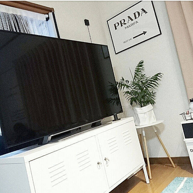即決できる価格と魅力のデザイン☆IKEAのTV台＆TVボード　
